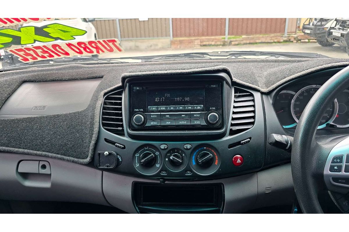 2014 Mitsubishi Triton GLX MN 4X4