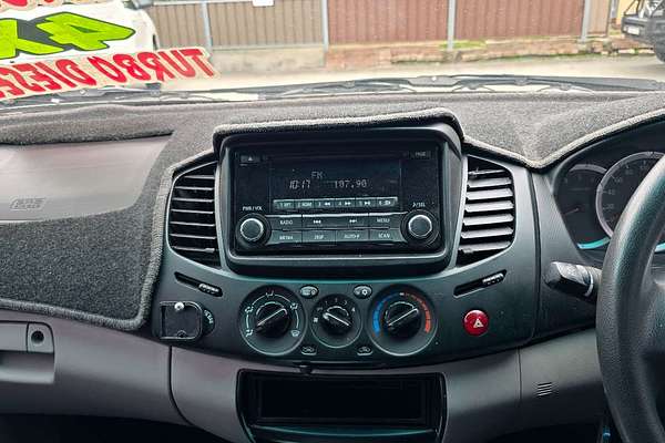2014 Mitsubishi Triton GLX MN 4X4
