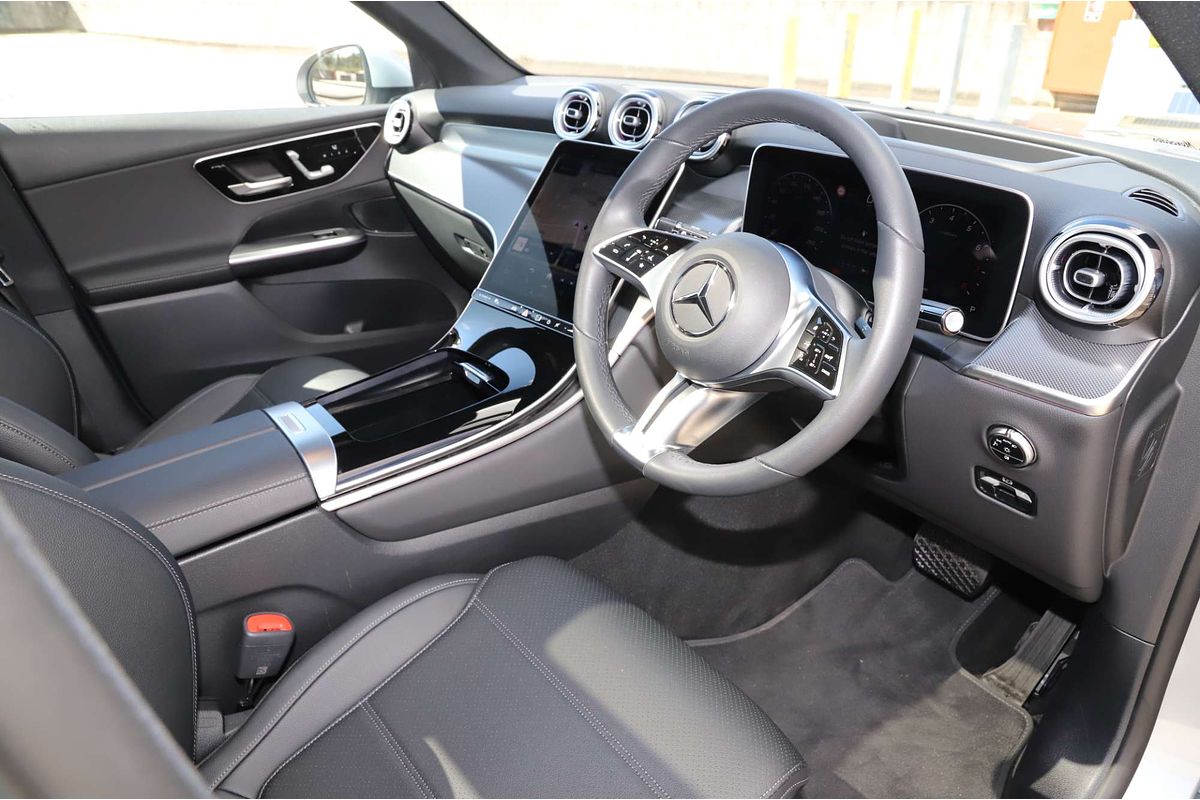 2025 Mercedes-Benz GLC-Class GLC200 X254