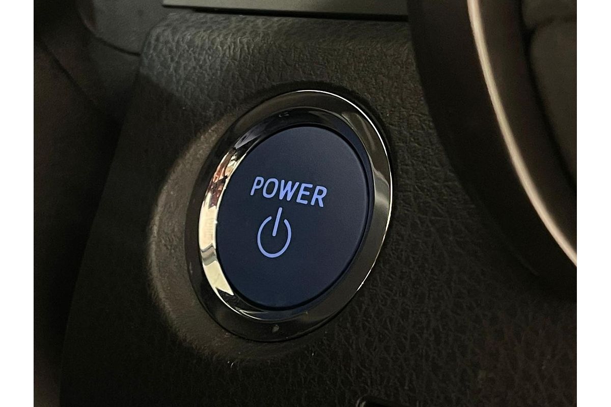 2021 Toyota Camry Ascent AXVH70R