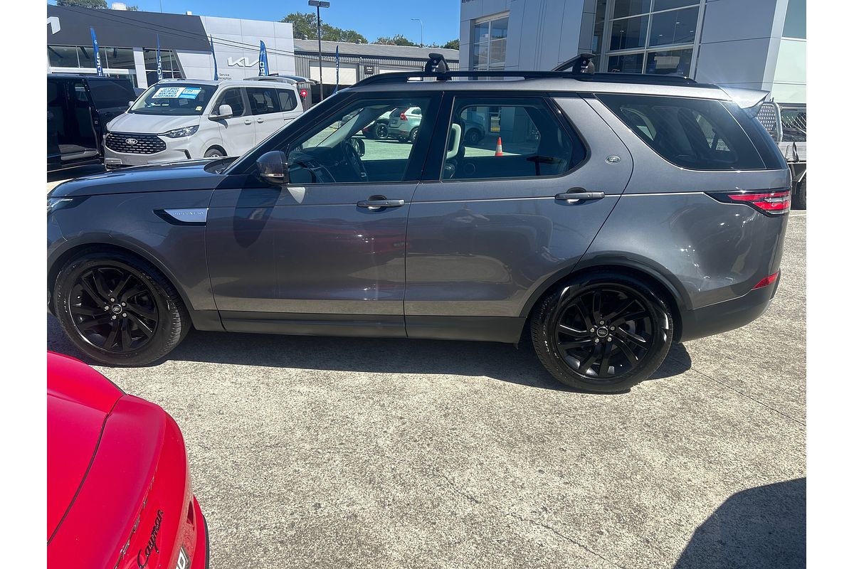 2018 Land Rover Discovery TD6 HSE Luxury Series 5