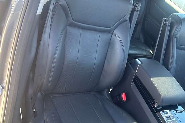 2018 Land Rover Discovery TD6 HSE Luxury Series 5