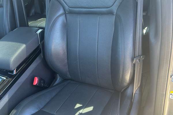 2018 Land Rover Discovery TD6 HSE Luxury Series 5