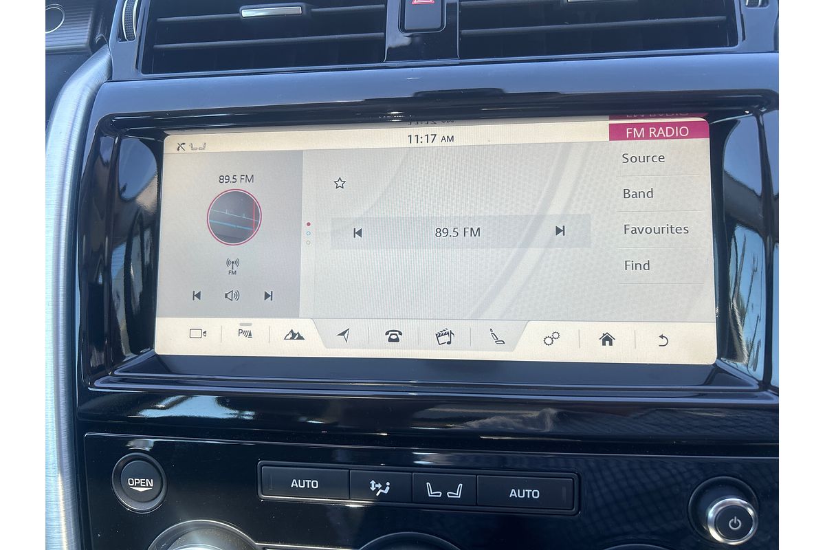 2018 Land Rover Discovery TD6 HSE Luxury Series 5