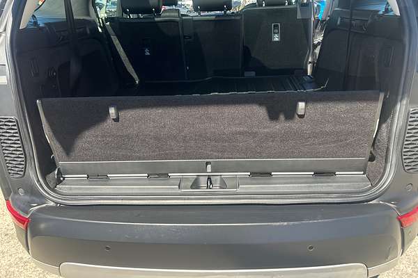 2018 Land Rover Discovery TD6 HSE Luxury Series 5