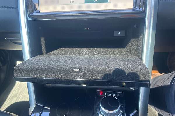 2018 Land Rover Discovery TD6 HSE Luxury Series 5