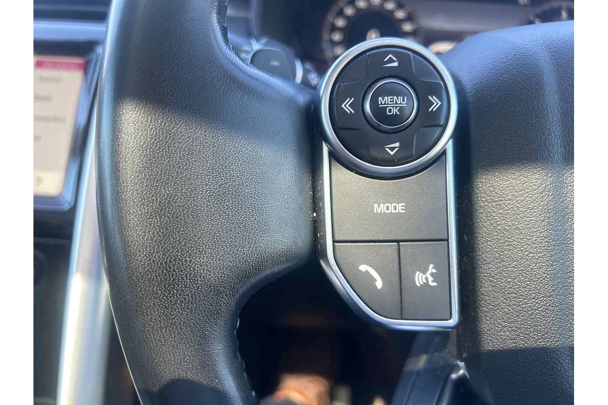 2018 Land Rover Discovery TD6 HSE Luxury Series 5