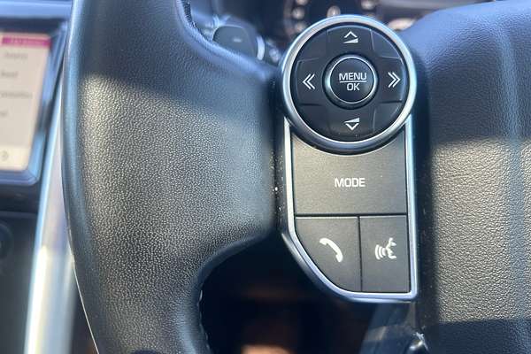 2018 Land Rover Discovery TD6 HSE Luxury Series 5
