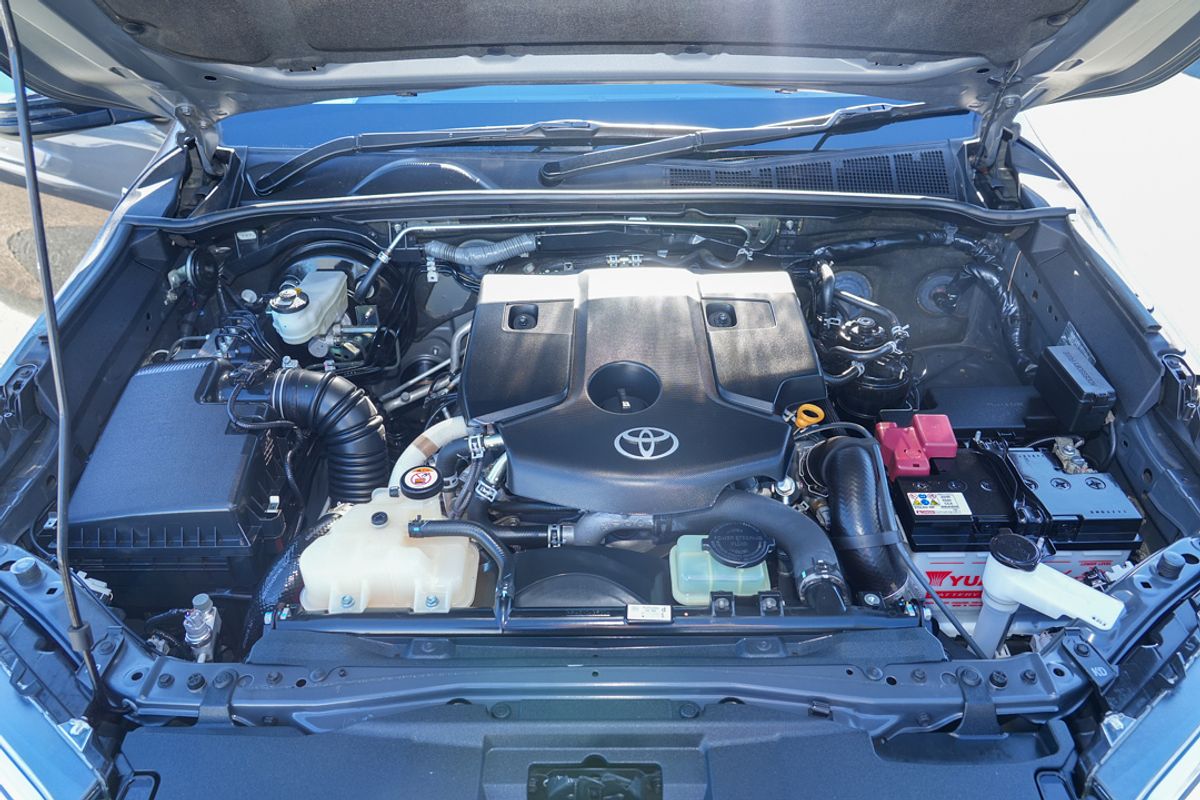 2021 Toyota Hilux SR5 GUN126R 4X4