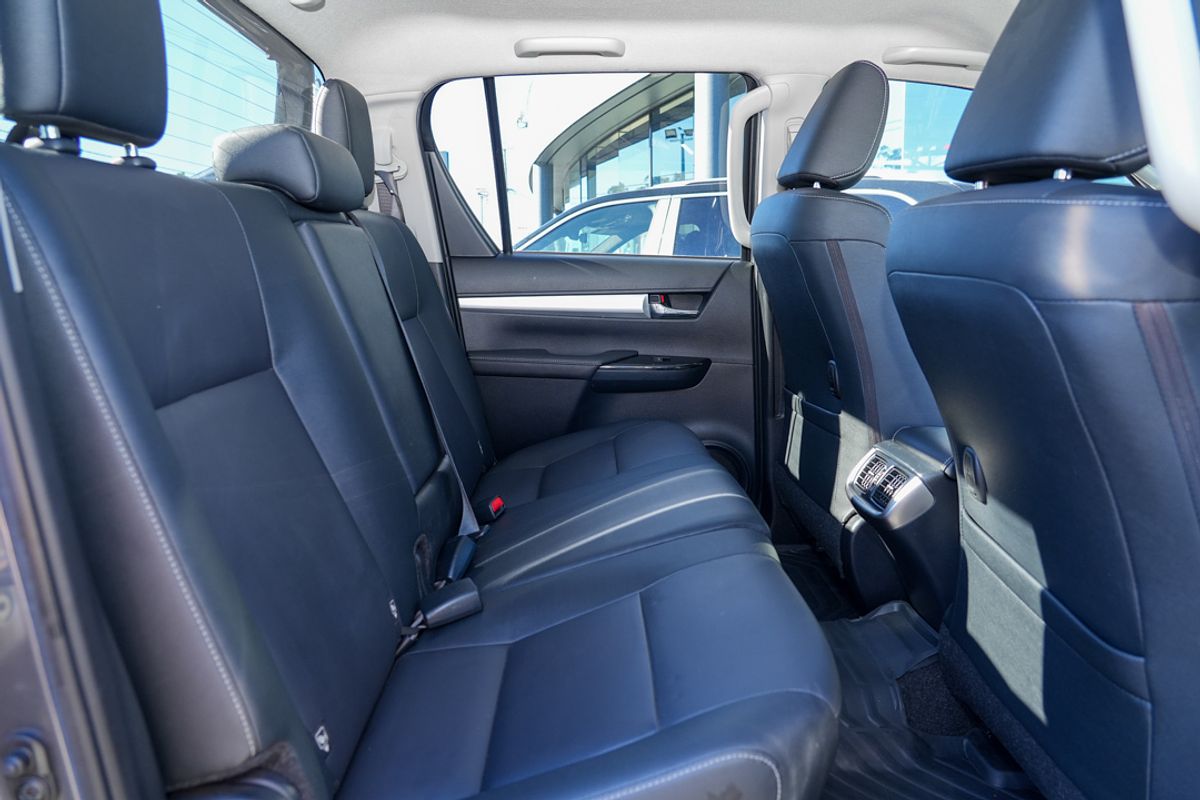 2021 Toyota Hilux SR5 GUN126R 4X4