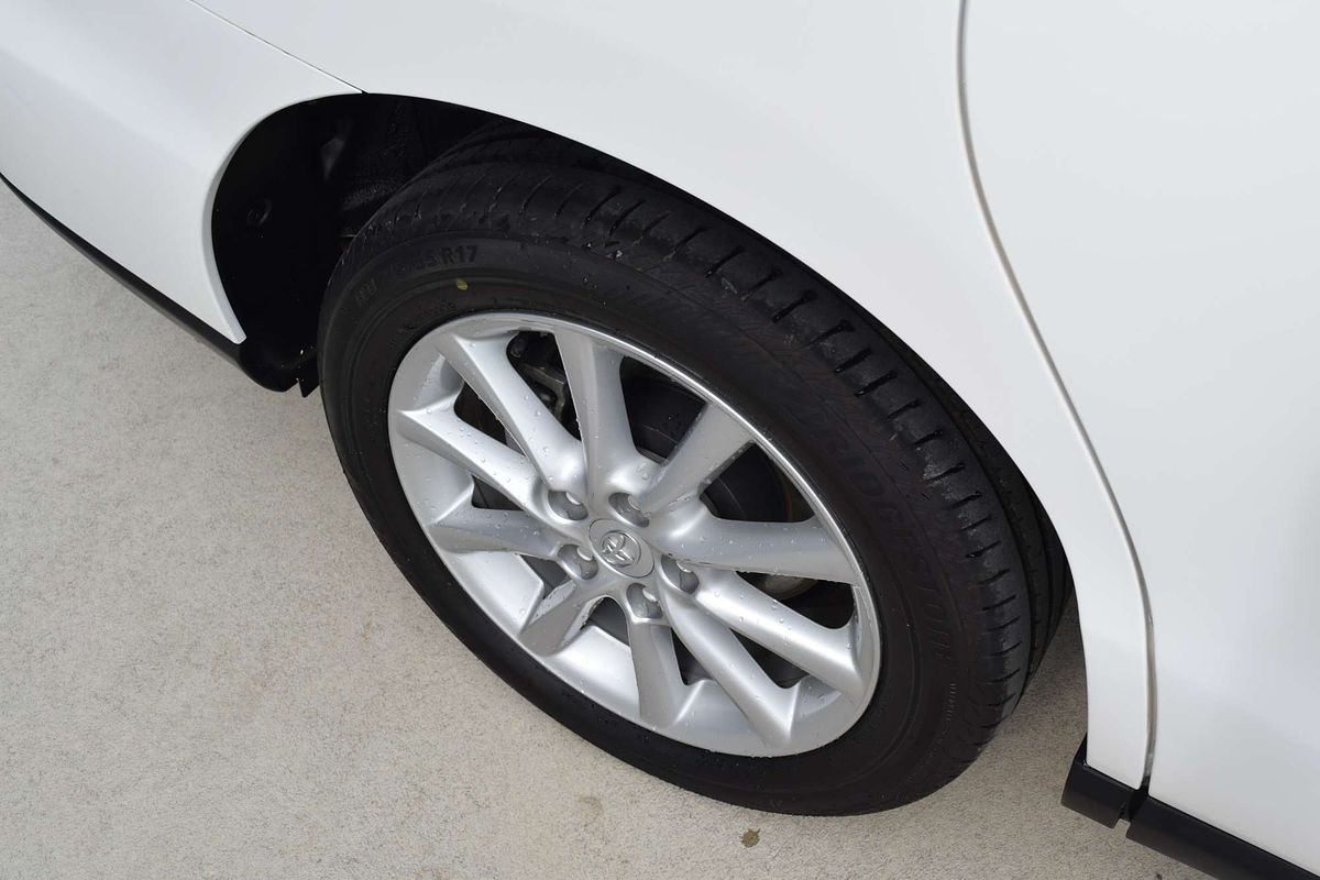 2016 Toyota Tarago GLX ACR50R