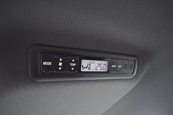 2016 Toyota Tarago GLX ACR50R
