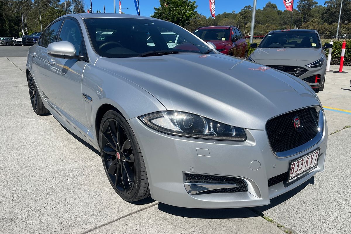 2015 Jaguar XF R-Sport X250