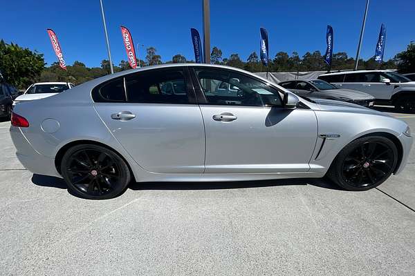 2015 Jaguar XF R-Sport X250