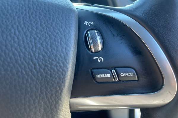 2015 Jaguar XF R-Sport X250