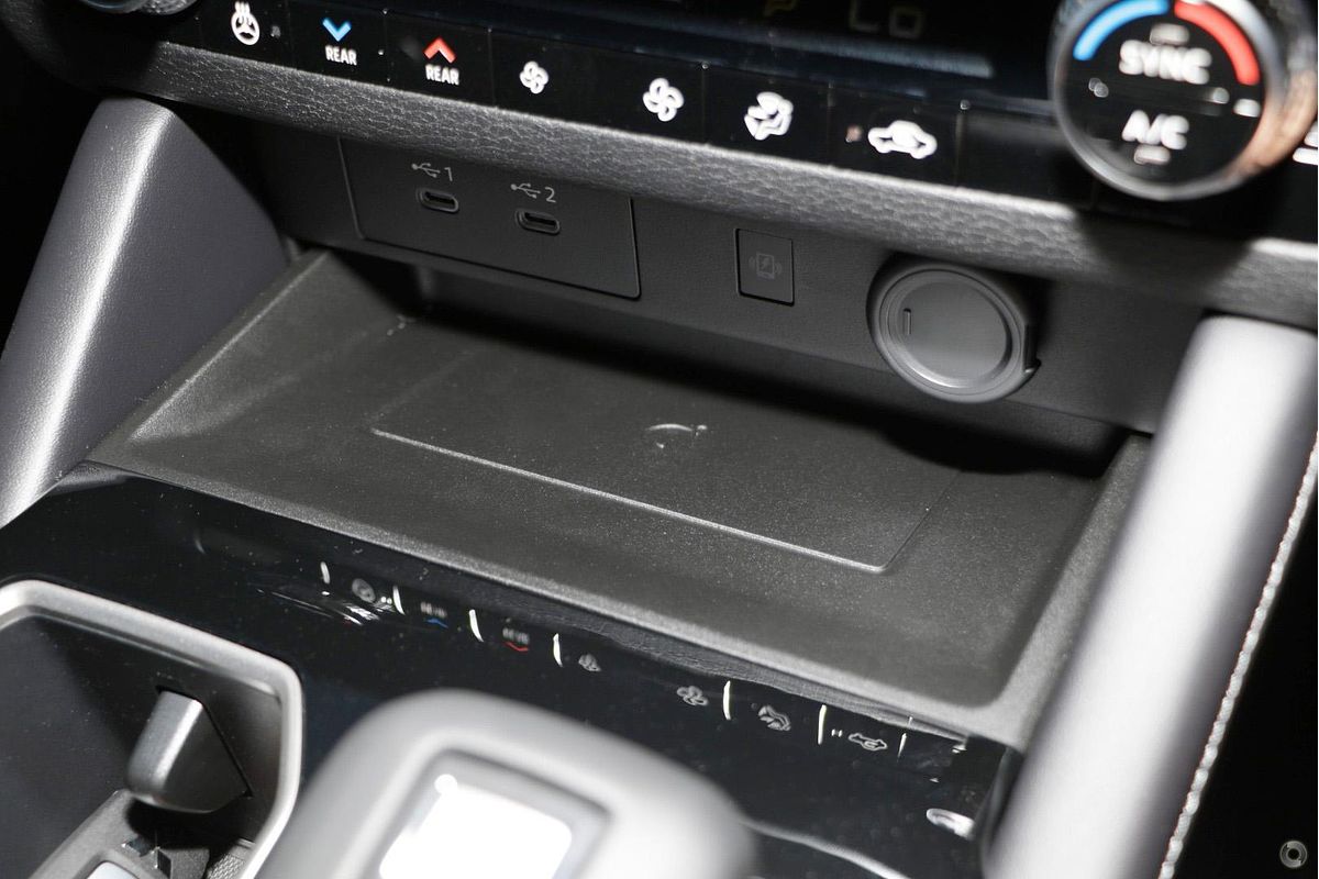 2025 Mitsubishi Outlander Exceed ZM AWD