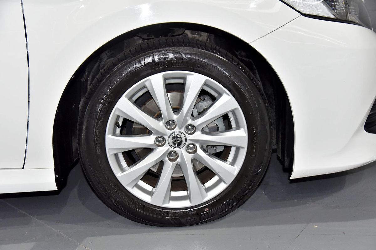 2018 Toyota Camry Ascent ASV70R