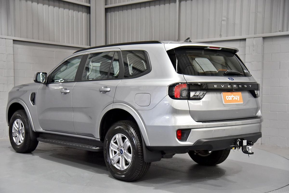 2024 Ford Everest Ambiente 2.0L