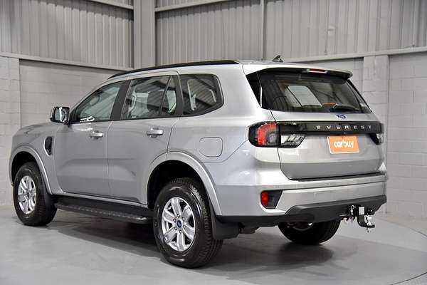 2024 Ford Everest Ambiente 2.0L