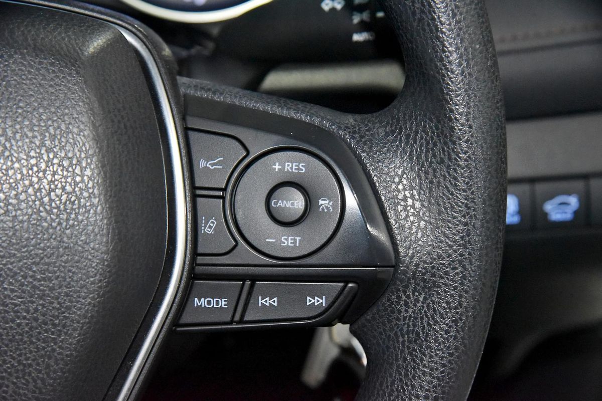 2018 Toyota Camry Ascent ASV70R