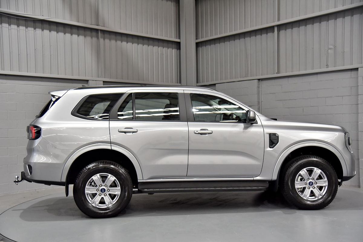 2024 Ford Everest Ambiente 2.0L