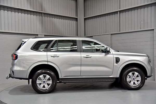 2024 Ford Everest Ambiente 2.0L
