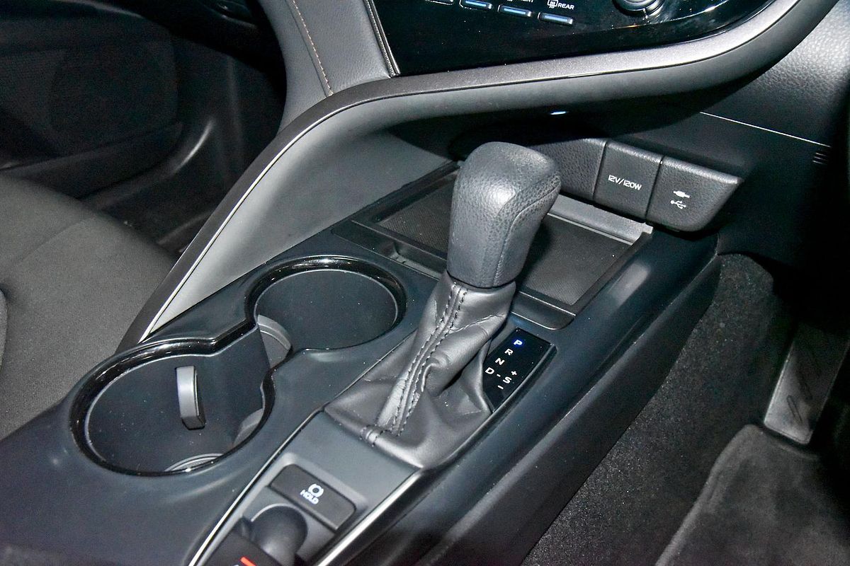 2018 Toyota Camry Ascent ASV70R