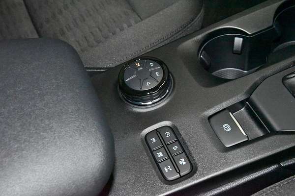 2024 Ford Everest Ambiente 2.0L