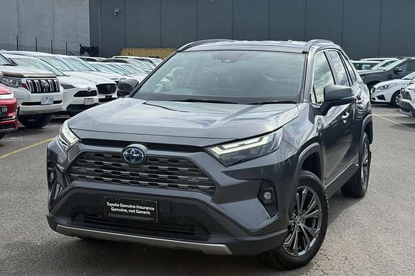 2024 Toyota RAV4 GXL AXAH52R