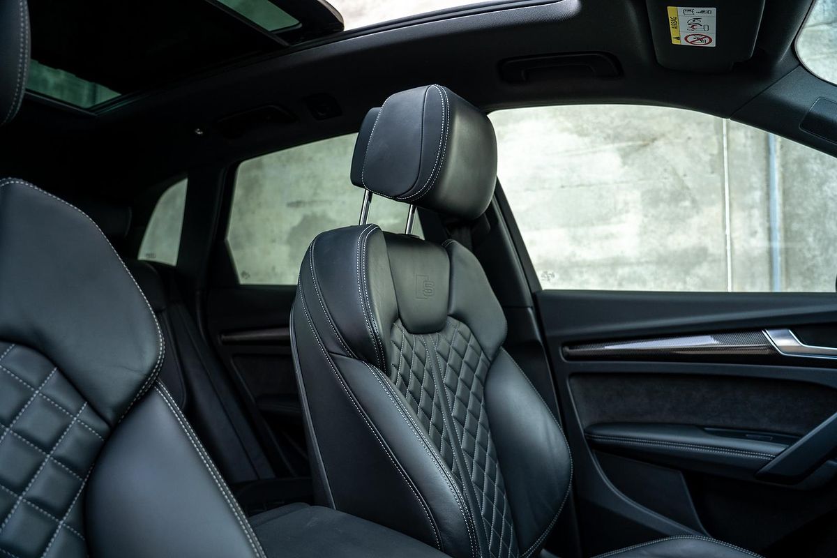 2019 Audi SQ5 Black Edition FY