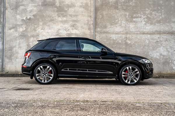 2019 Audi SQ5 Black Edition FY