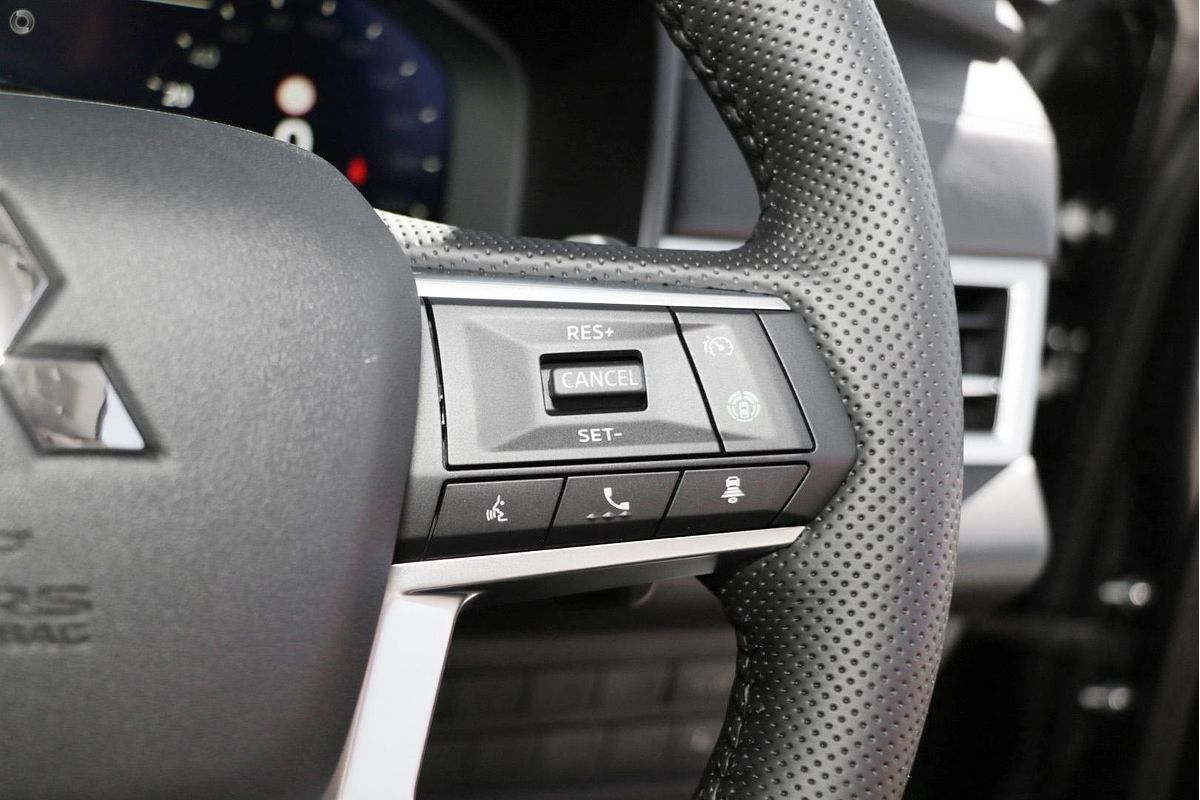 2025 Mitsubishi Outlander Exceed ZM AWD