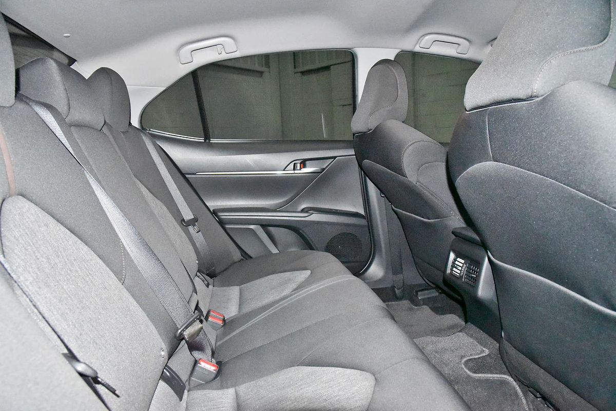2018 Toyota Camry Ascent ASV70R