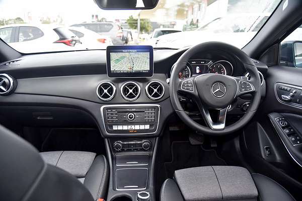 2019 Mercedes-Benz GLA-Class GLA180 X156