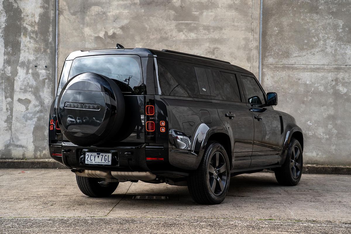 2024 Land Rover Defender 130 D300 X-Dynamic SE L663