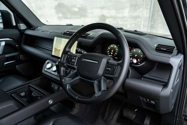 2024 Land Rover Defender 130 D300 X-Dynamic SE L663