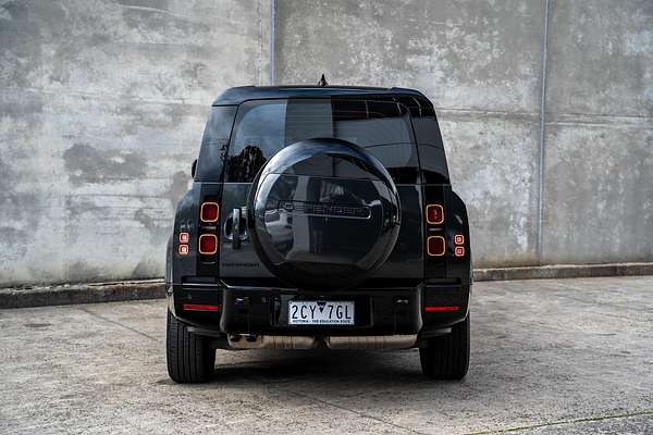 2024 Land Rover Defender 130 D300 X-Dynamic SE L663