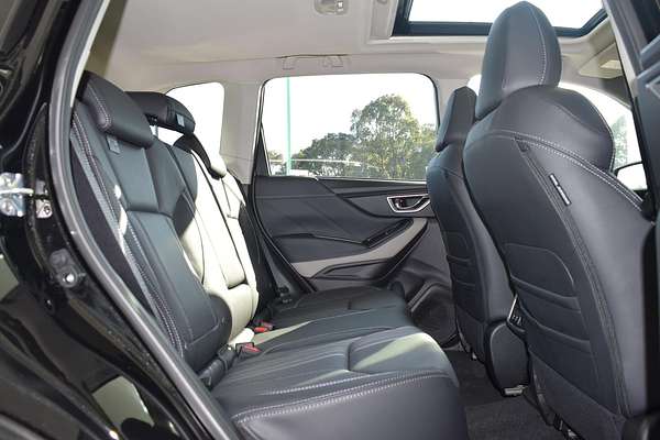 2024 Subaru Forester 2.5i-S S5