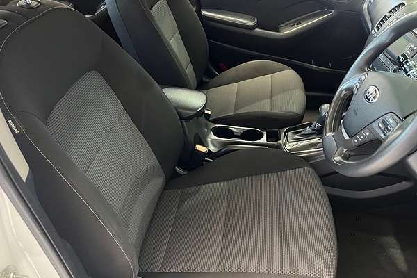 2016 Kia Cerato S YD