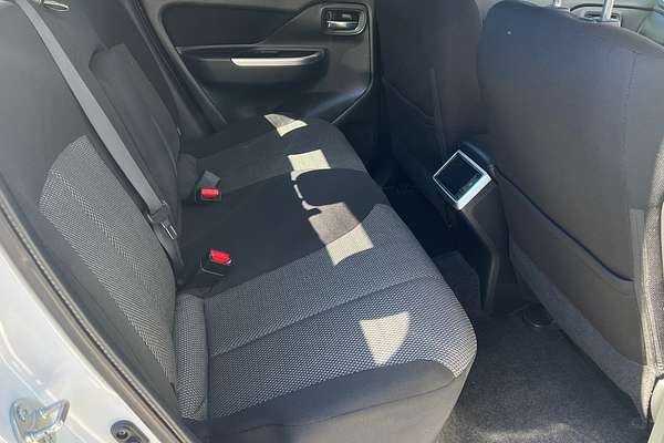 2019 Mitsubishi Triton GLS MR 4X4