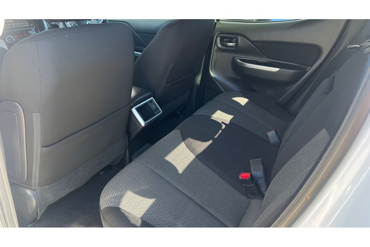 2019 Mitsubishi Triton GLS MR 4X4