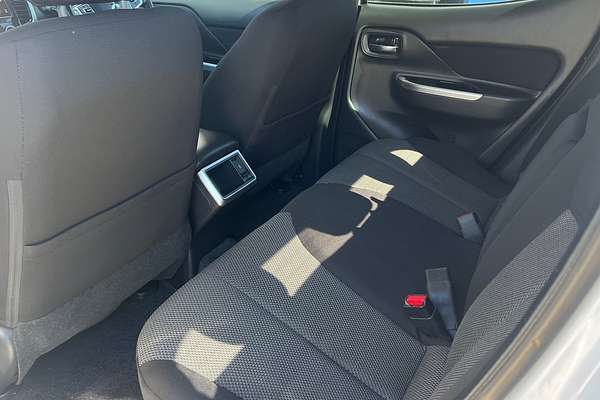 2019 Mitsubishi Triton GLS MR 4X4