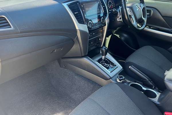 2019 Mitsubishi Triton GLS MR 4X4
