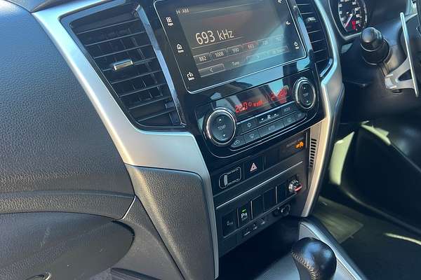 2019 Mitsubishi Triton GLS MR 4X4