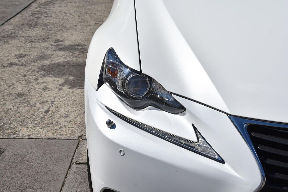 2015 Lexus IS IS250 Luxury GSE30R