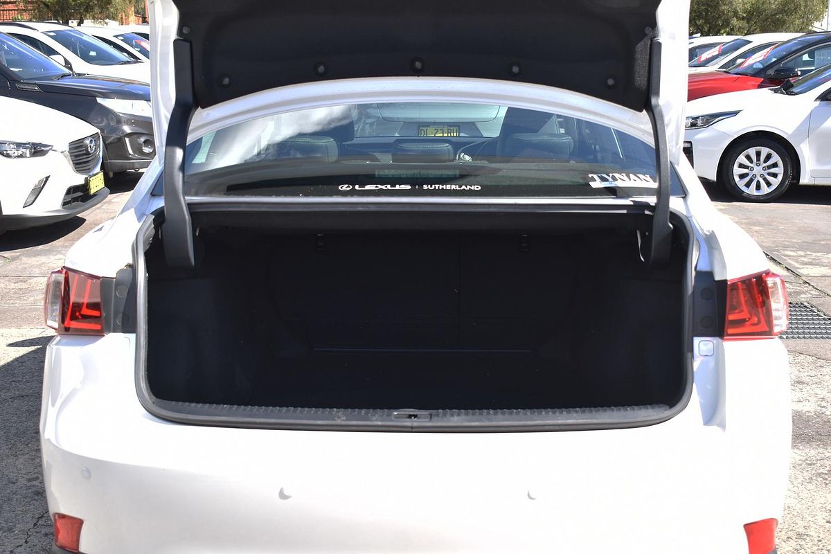 2015 Lexus IS IS250 Luxury GSE30R
