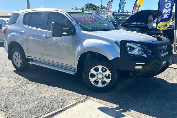 2018 Isuzu MU-X LS-M