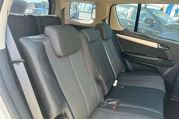 2018 Isuzu MU-X LS-M