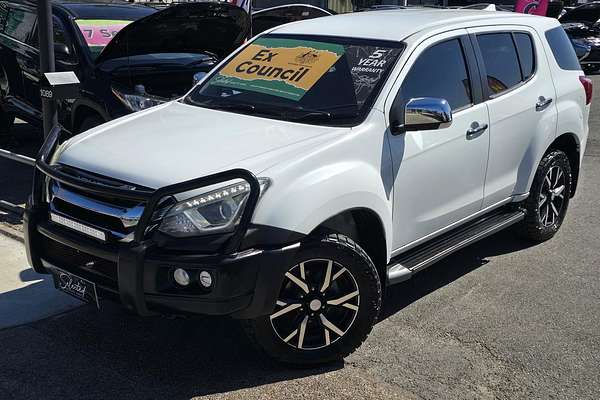 2020 Isuzu MU-X LS-U