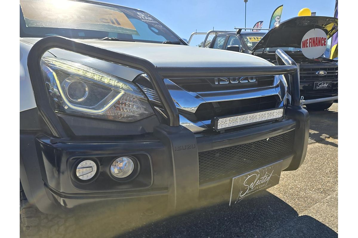 2020 Isuzu MU-X LS-U